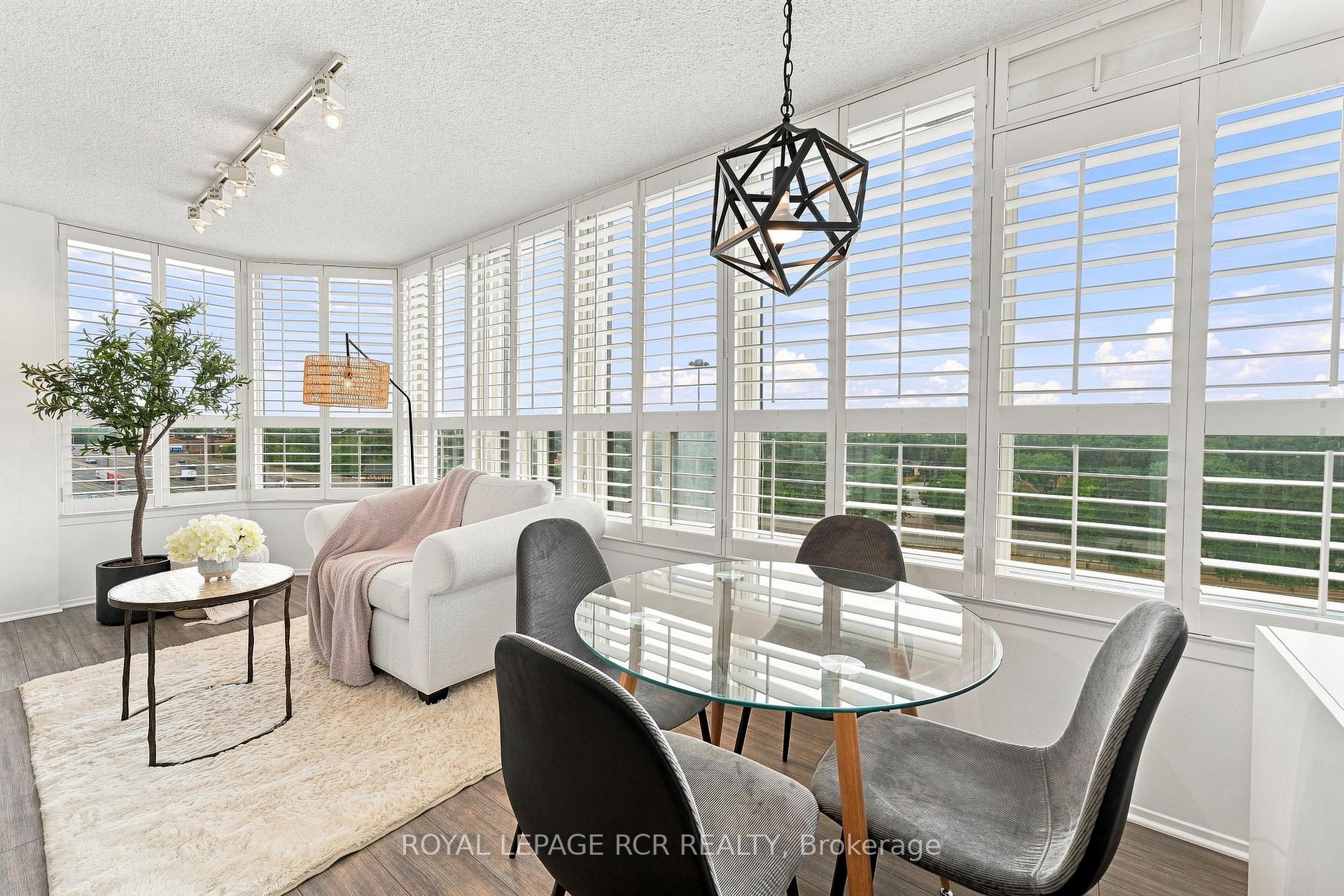 Photo 11 of Unit 1016, 268 Ridley Boulevard, Toronto, Bedford Park-Nortown — HOMEH