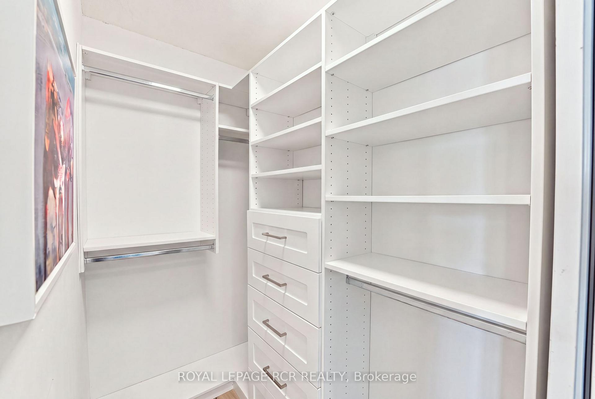Photo 19 of Unit 1016, 268 Ridley Boulevard, Toronto, Bedford Park-Nortown — HOMEH