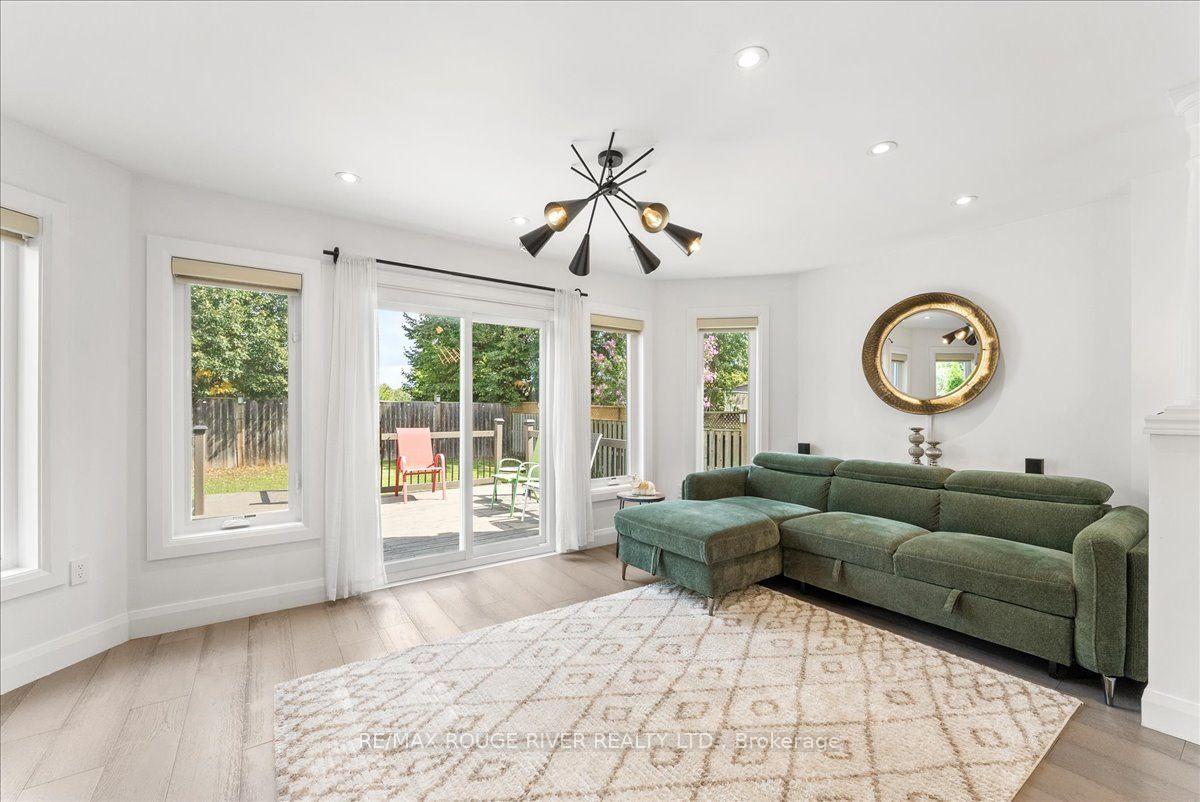 Photo 11 of 49 Sonley Drive, Whitby, Taunton North — HOMEH