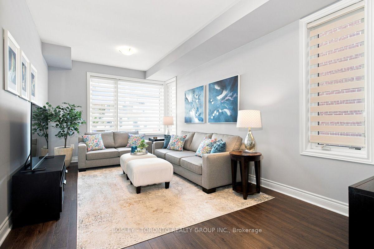 Photo 5 of 581 Marc Santi Boulevard, Vaughan, Patterson — HOMEH