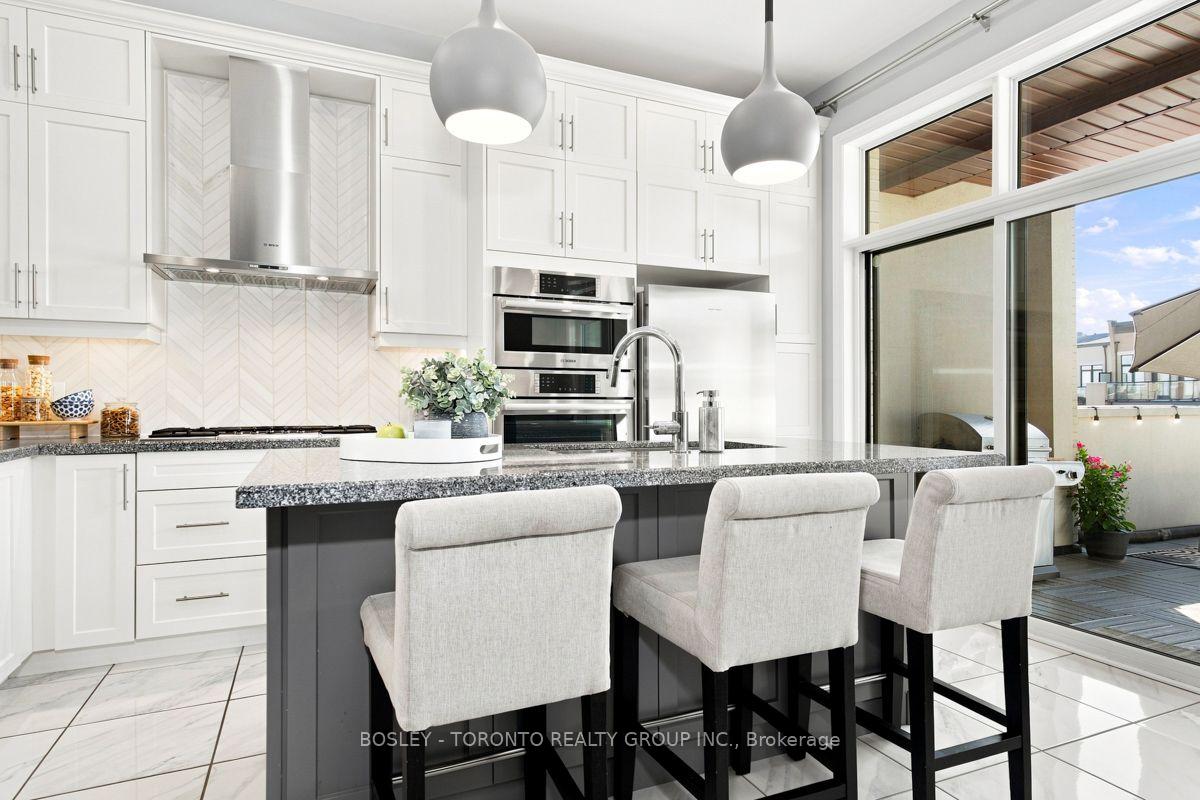 Photo 15 of 581 Marc Santi Boulevard, Vaughan, Patterson — HOMEH