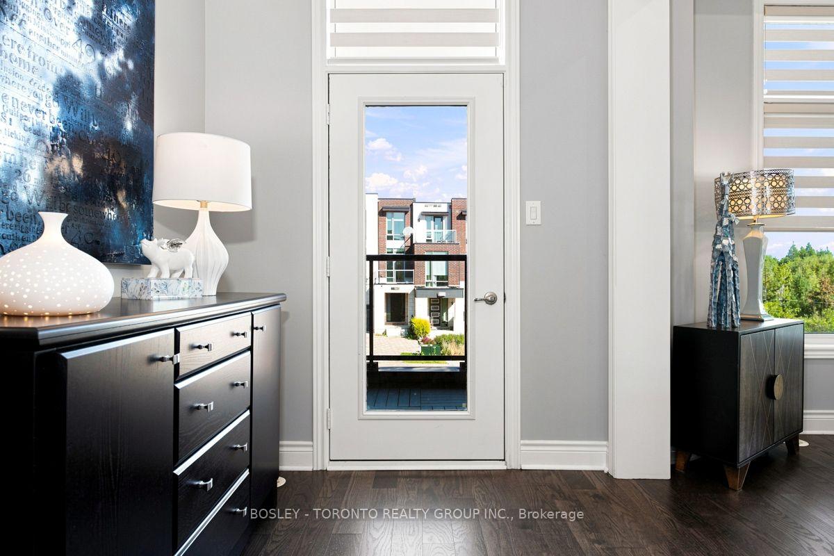 Photo 21 of 581 Marc Santi Boulevard, Vaughan, Patterson — HOMEH