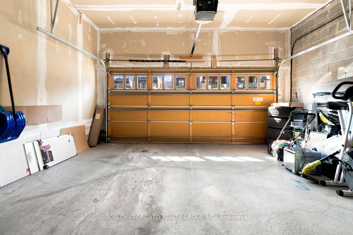 Photo 48 of 581 Marc Santi Boulevard, Vaughan, Patterson — HOMEH