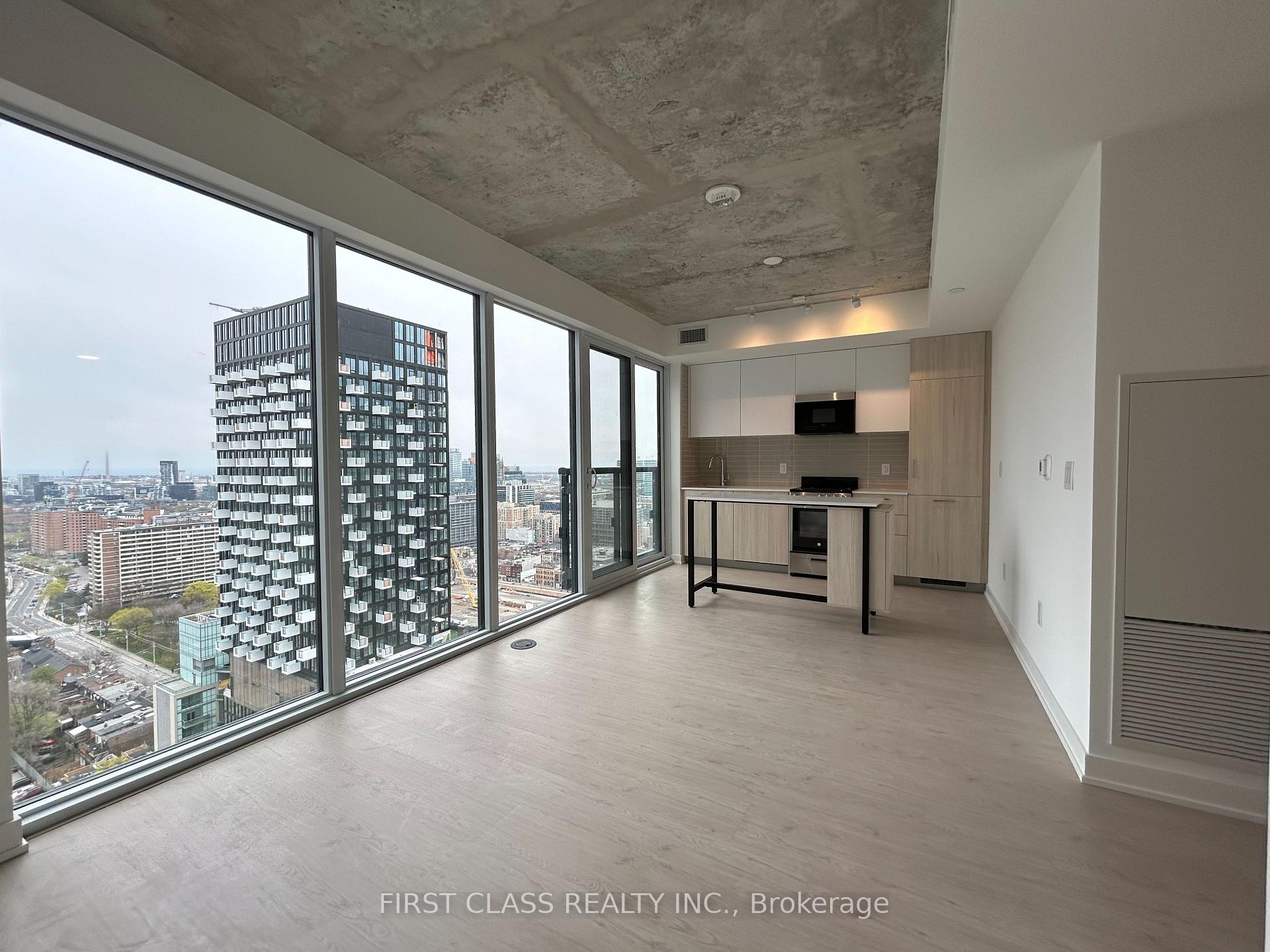 Photo 4 of Unit 2809, 65 Mutual Street, Toronto, Church-Yonge Corridor — HOMEH