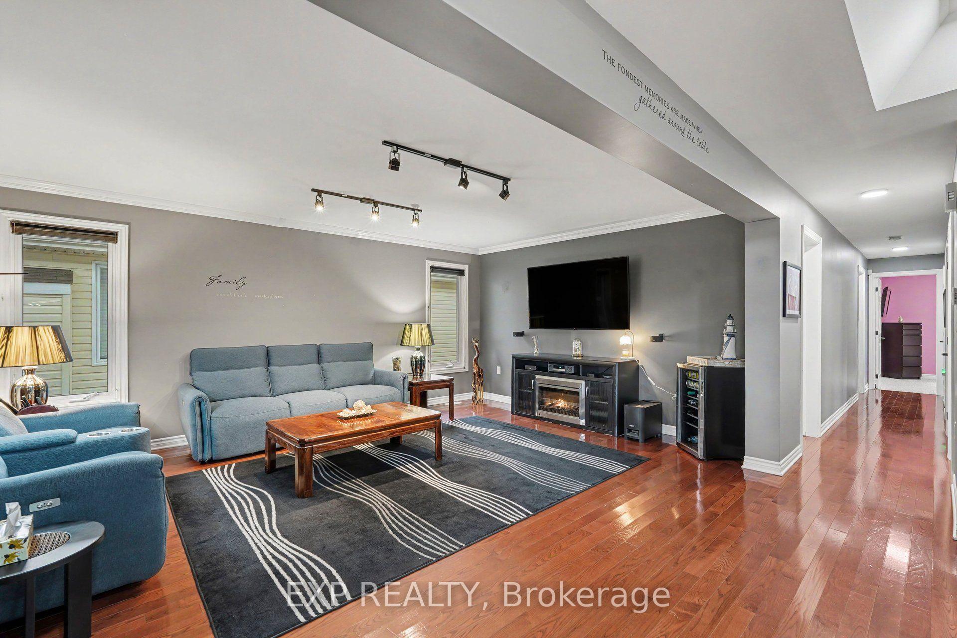 Photo 7 of 1000 Murray Gair Private, Ottawa, Greely — HOMEH