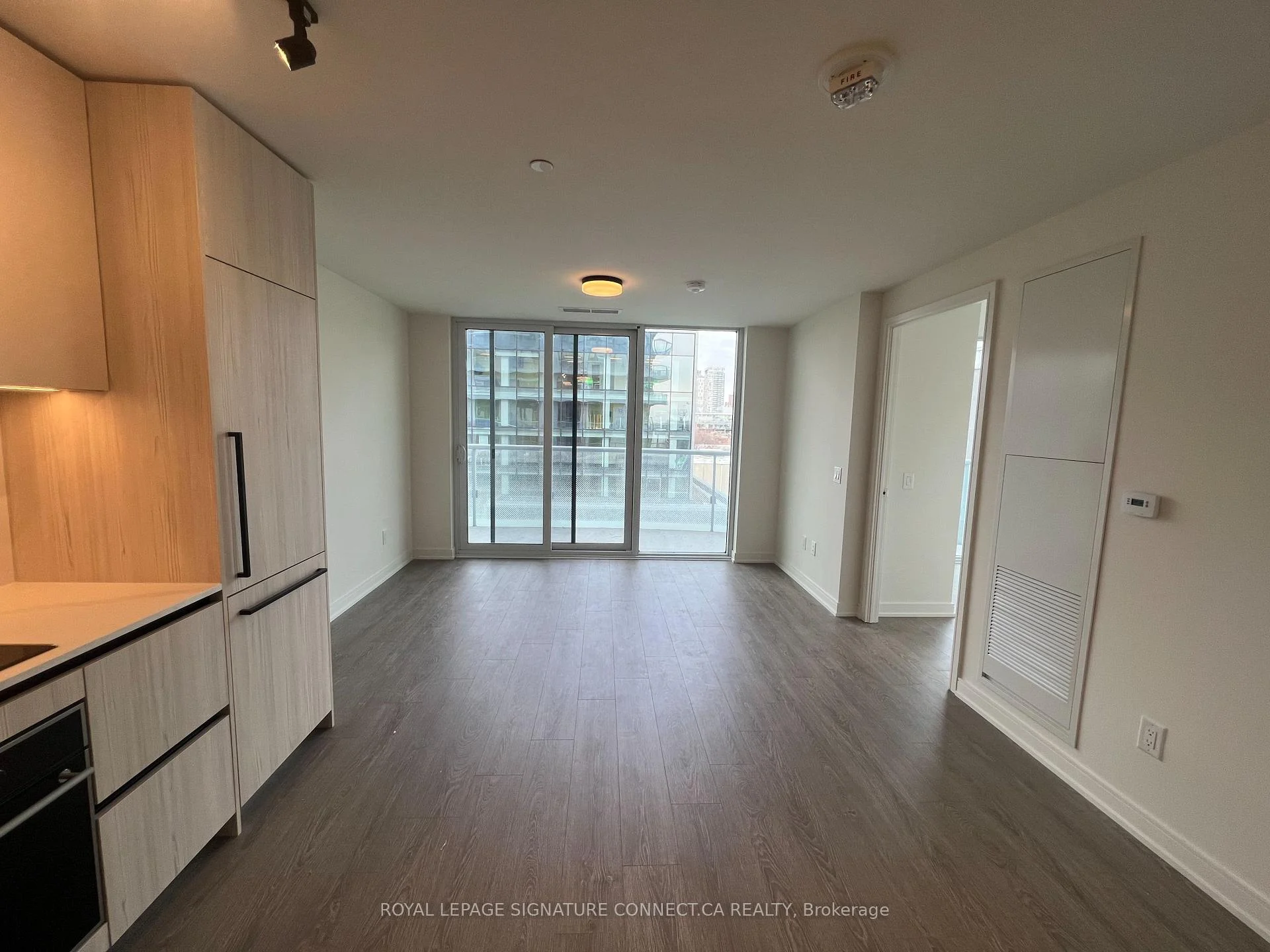 Photo 18 of Unit 805, 425 Front Street E, Toronto, Waterfront Communities — HOMEH