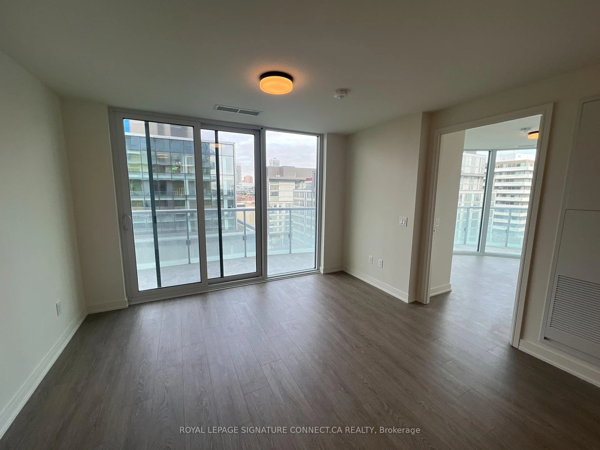 Photo 34 of Unit 805, 425 Front Street E, Toronto, Waterfront Communities — HOMEH