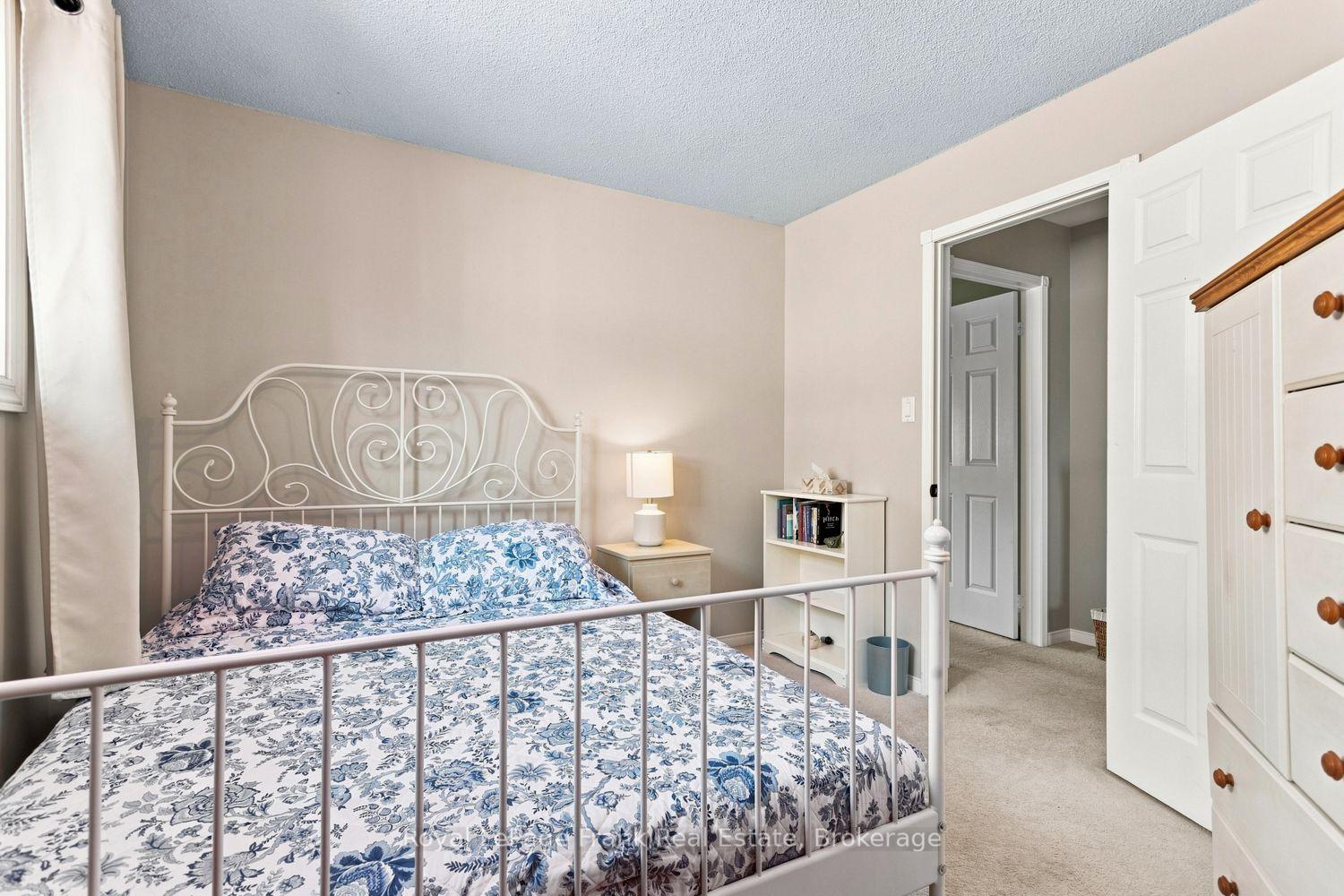 Photo 30 of 39 Mcivor Street, Whitby, Rolling Acres — HOMEH