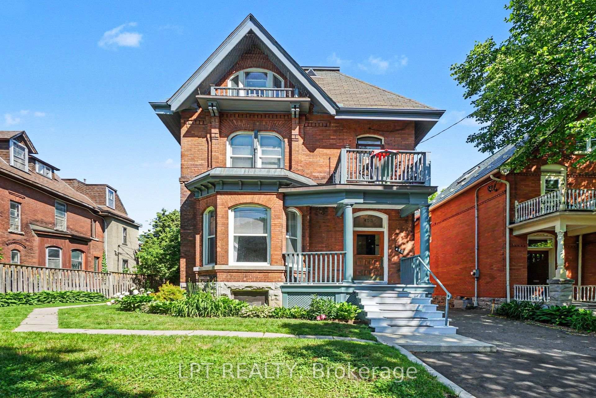 Photo 1 of Unit 4, 475 MacLaren Street, Ottawa, Ottawa Centre — HOMEH