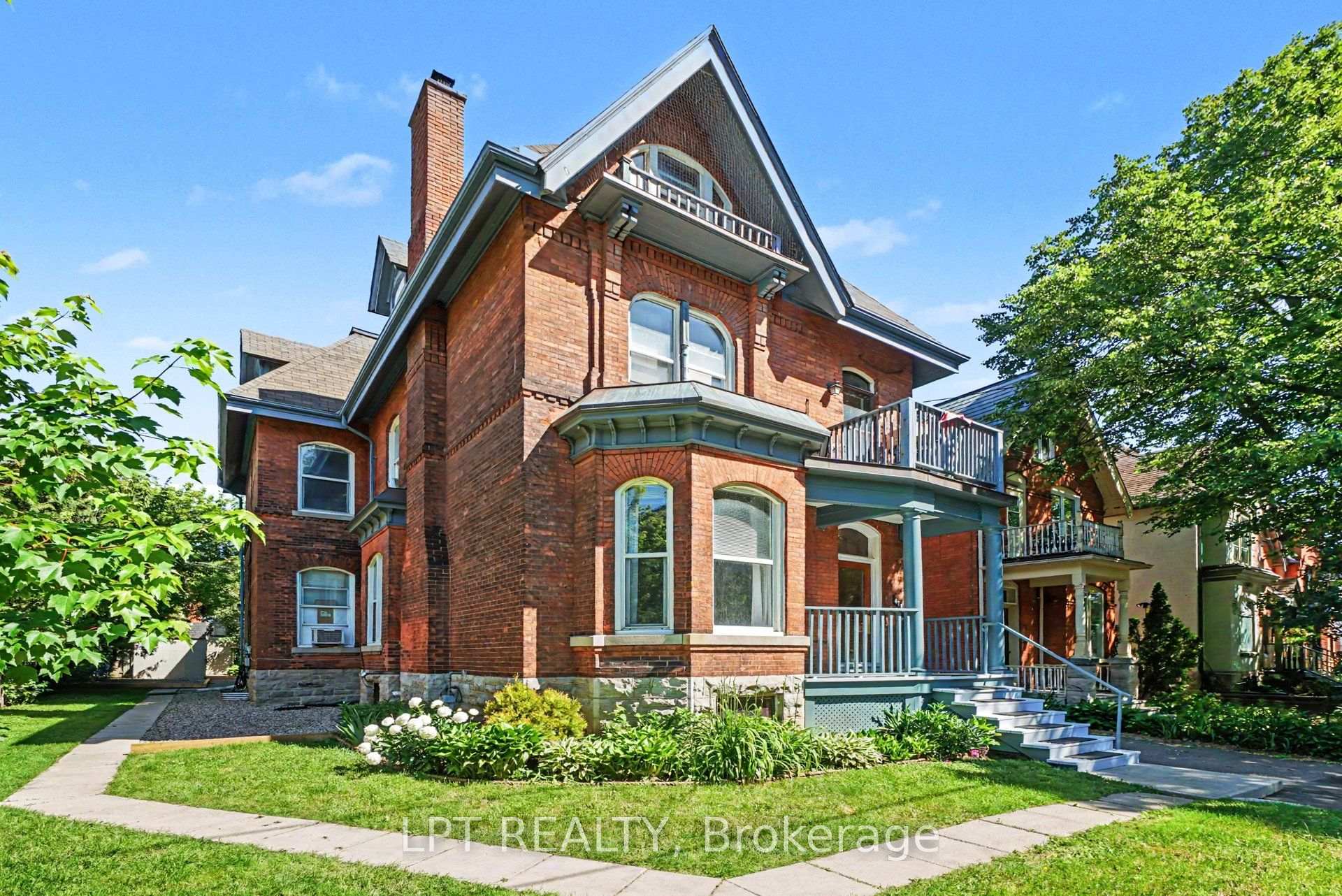 Photo 2 of Unit 4, 475 MacLaren Street, Ottawa, Ottawa Centre — HOMEH