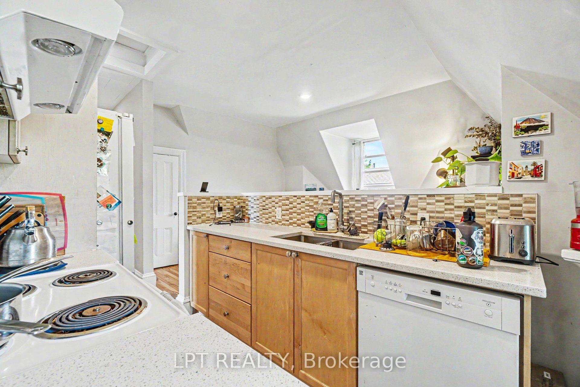 Photo 6 of Unit 4, 475 MacLaren Street, Ottawa, Ottawa Centre — HOMEH