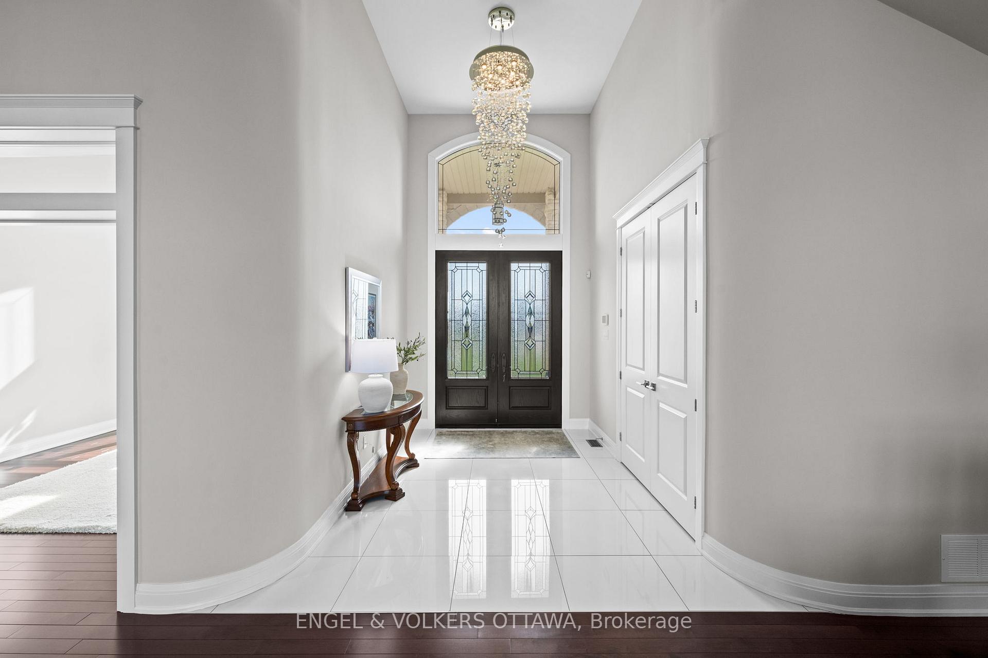 Photo 4 of 1457 Waters Edge Way, Ottawa, Greely — HOMEH