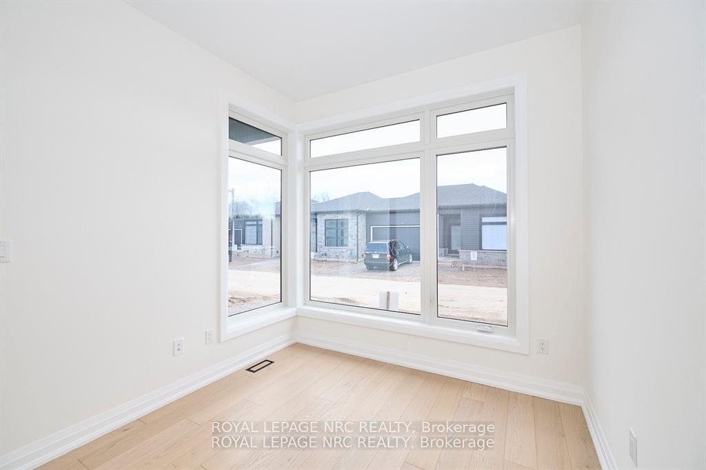 Photo 7 of Unit 32, 9150 Willoughby Drive, Niagara Falls, Chippawa — HOMEH