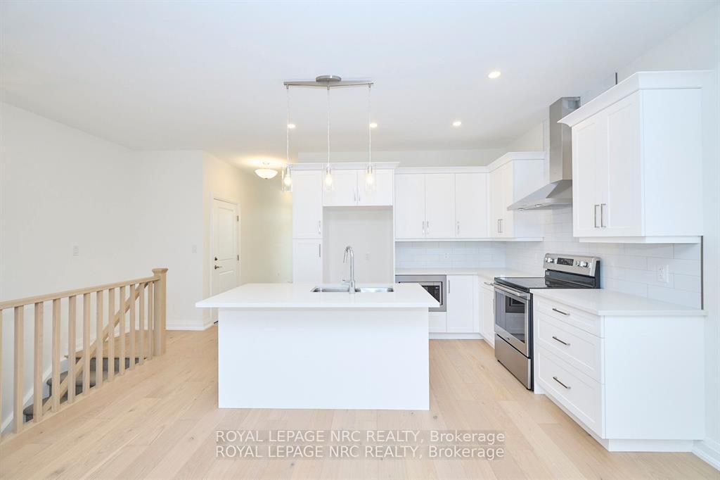 Photo 10 of Unit 32, 9150 Willoughby Drive, Niagara Falls, Chippawa — HOMEH