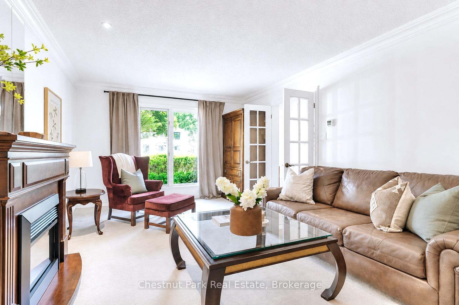Photo 6 of 2052 Chippewa Trail, Mississauga, Sheridan — HOMEH
