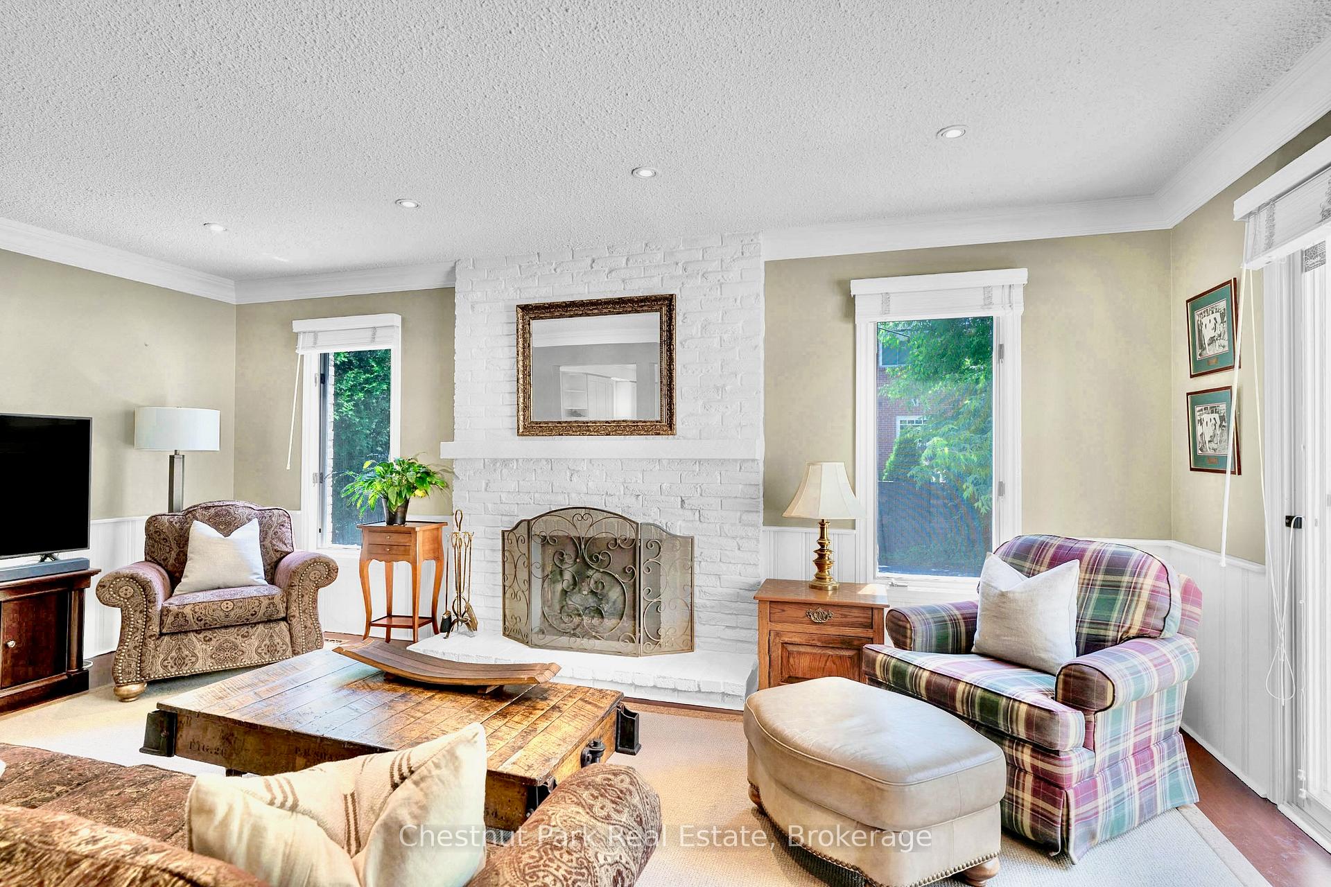 Photo 14 of 2052 Chippewa Trail, Mississauga, Sheridan — HOMEH