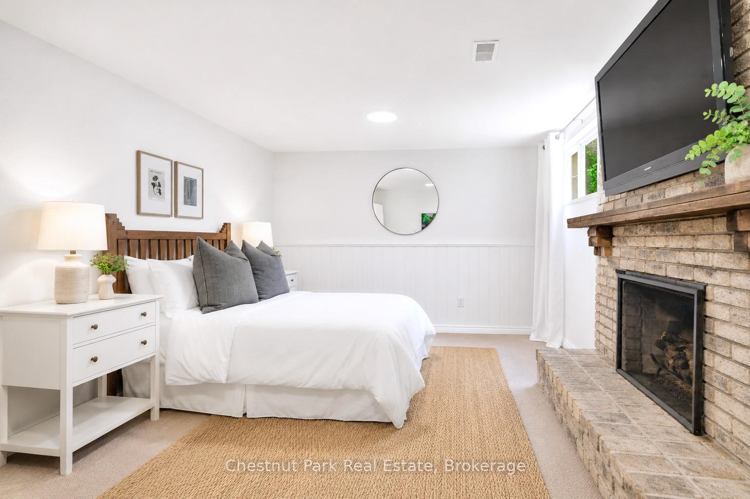Photo 26 of 2052 Chippewa Trail, Mississauga, Sheridan — HOMEH