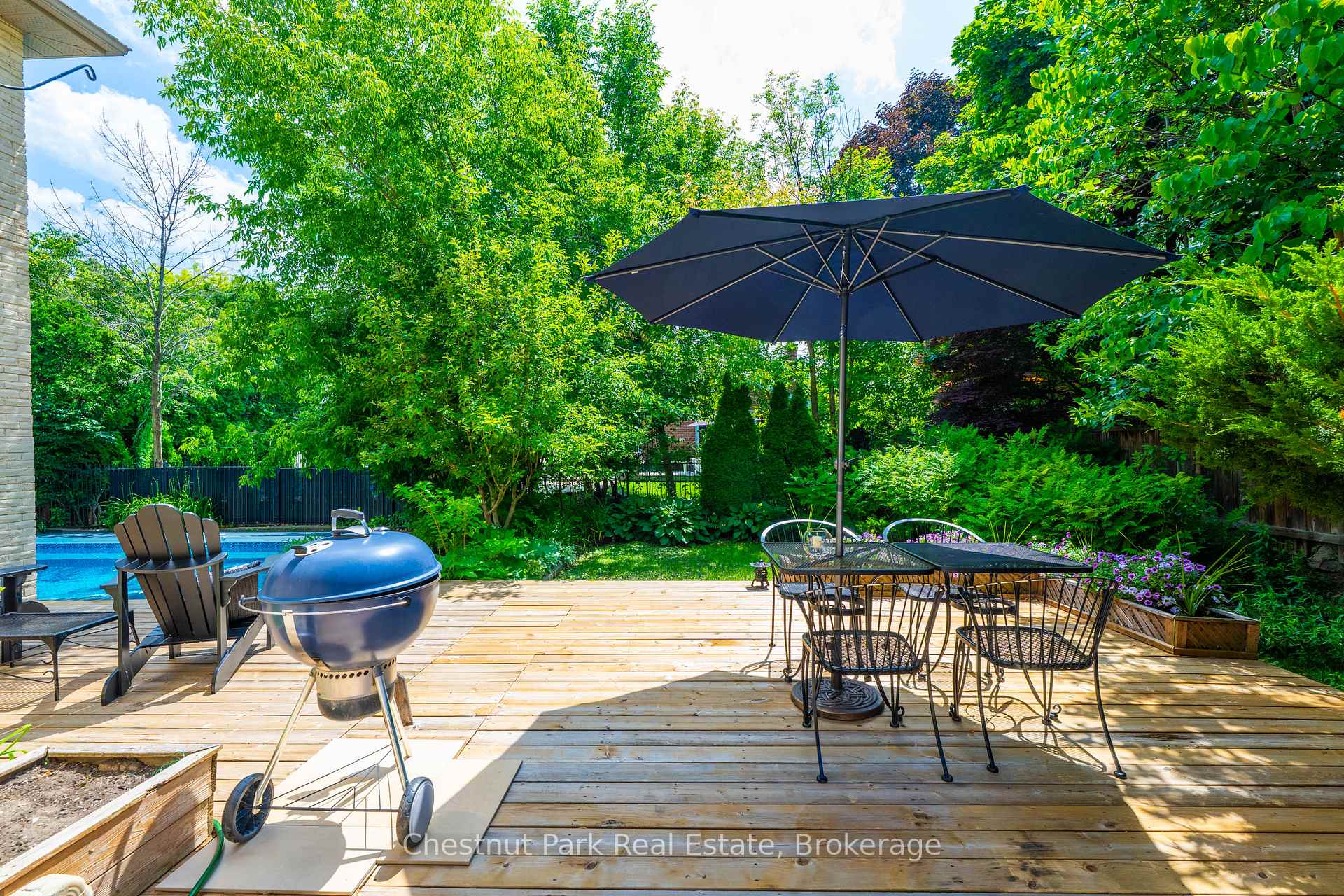 Photo 30 of 2052 Chippewa Trail, Mississauga, Sheridan — HOMEH
