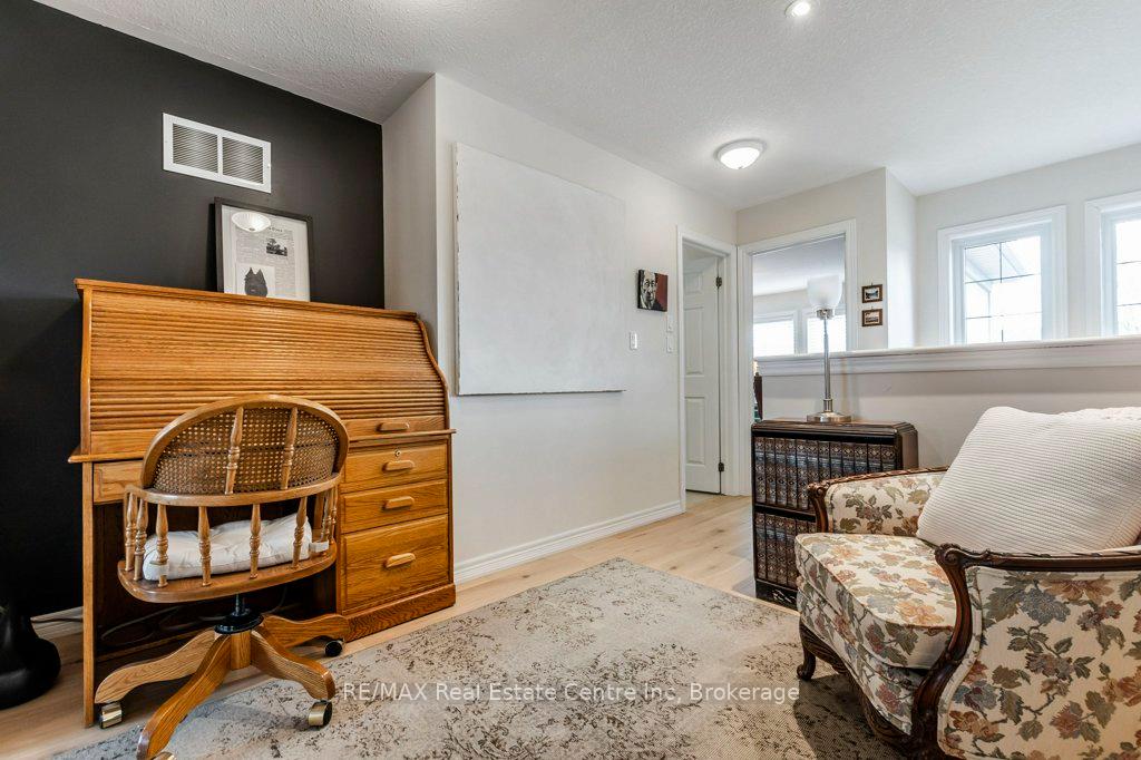 Photo 19 of 137 Millview Court, Guelph/Eramosa, Rockwood — HOMEH