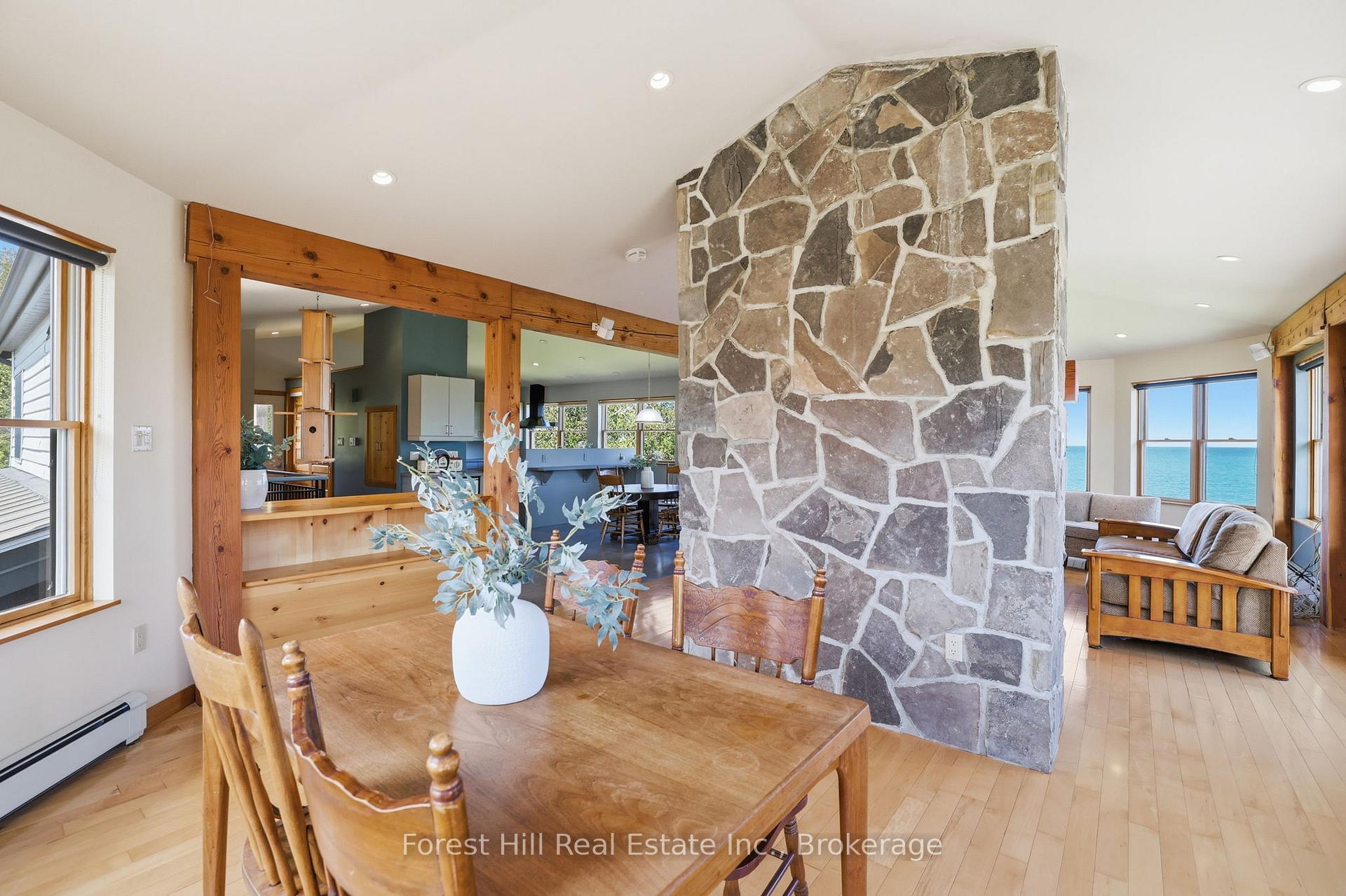 Photo 11 of 295 Lakeshore Road N, Meaford — HOMEH