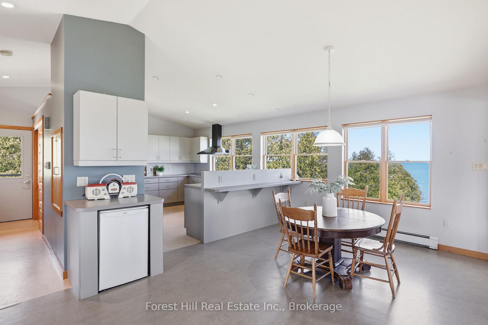 Photo 15 of 295 Lakeshore Road N, Meaford — HOMEH