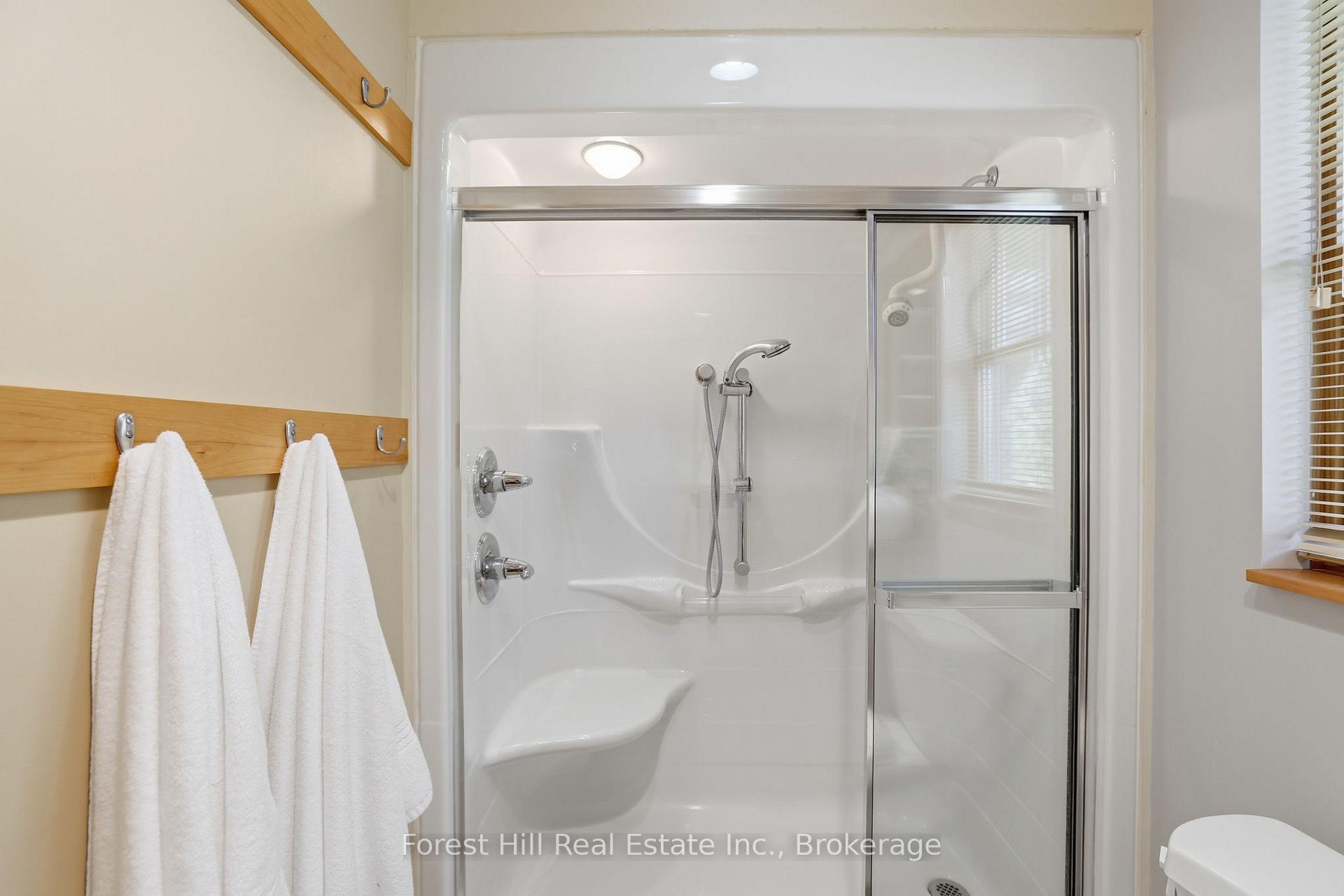 Photo 34 of 295 Lakeshore Road N, Meaford — HOMEH