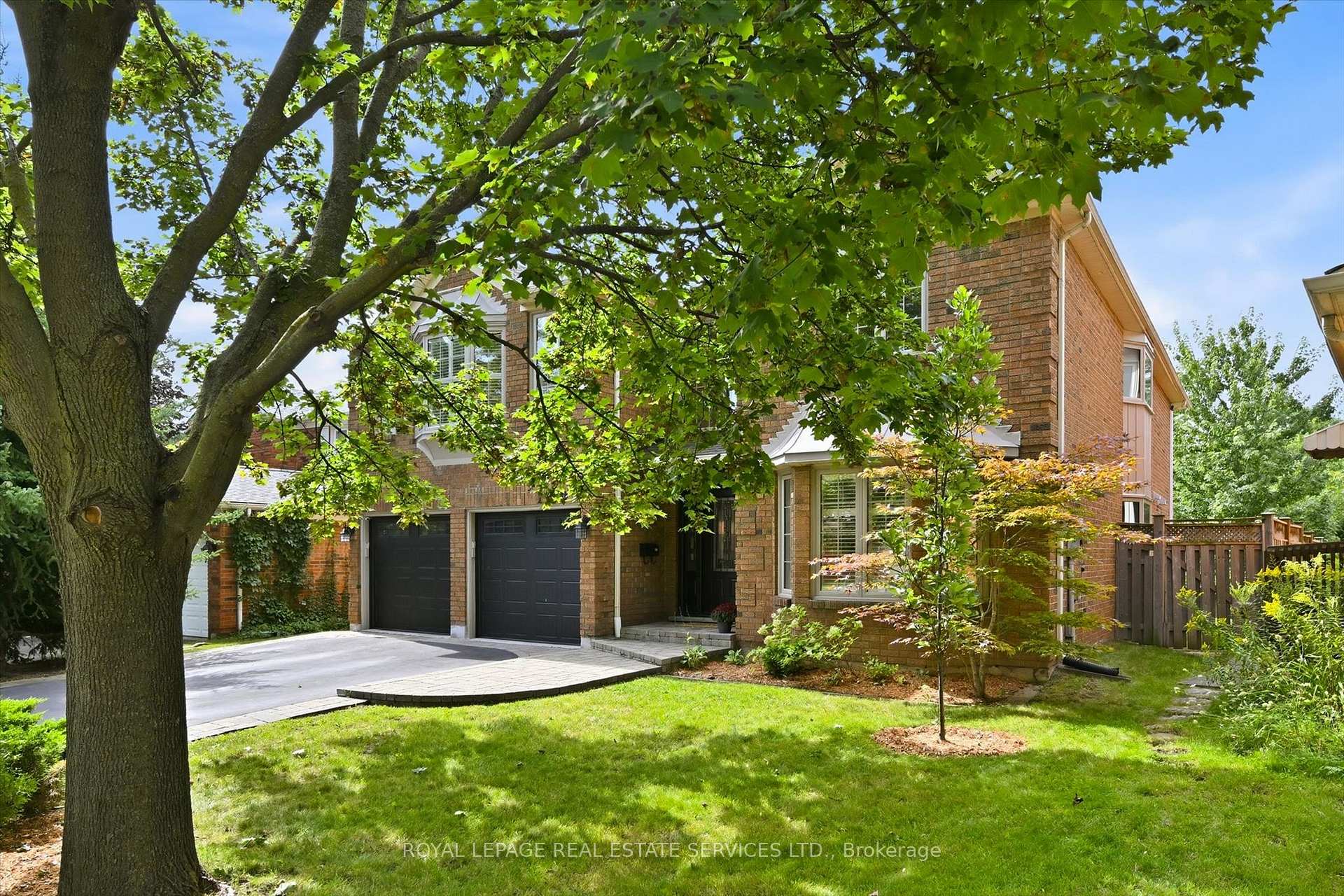 Photo 4 of 1170 Giles Gate, Oakville, Glen Abbey — HOMEH