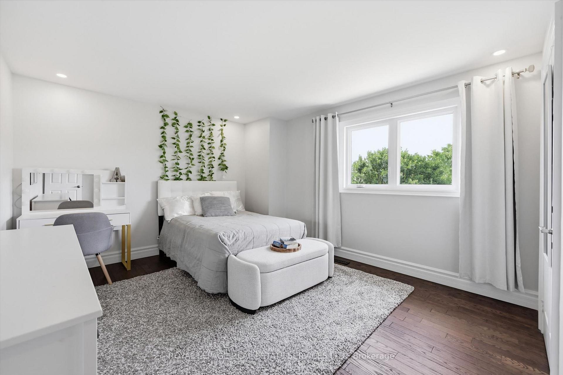 Photo 32 of 1170 Giles Gate, Oakville, Glen Abbey — HOMEH