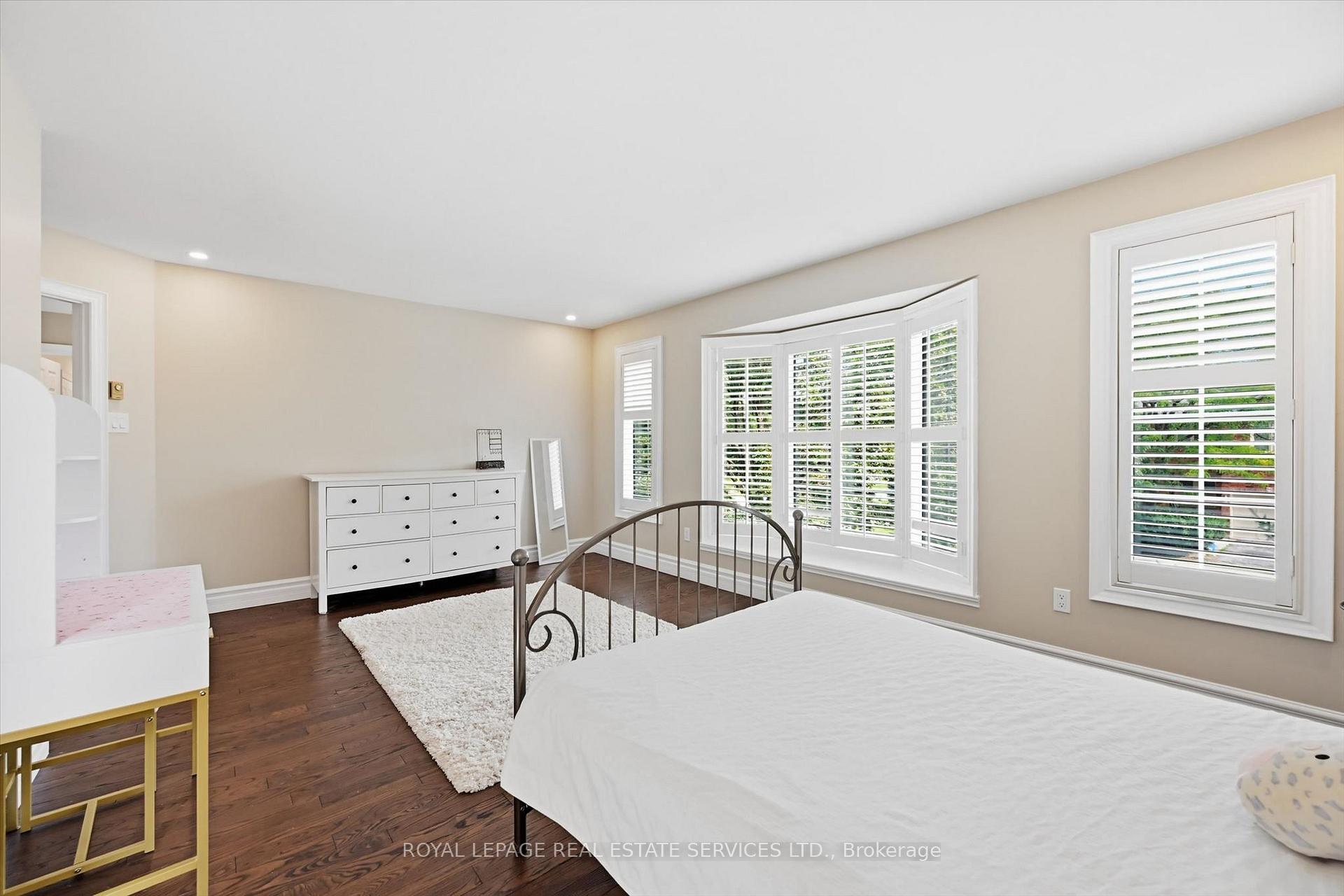 Photo 38 of 1170 Giles Gate, Oakville, Glen Abbey — HOMEH