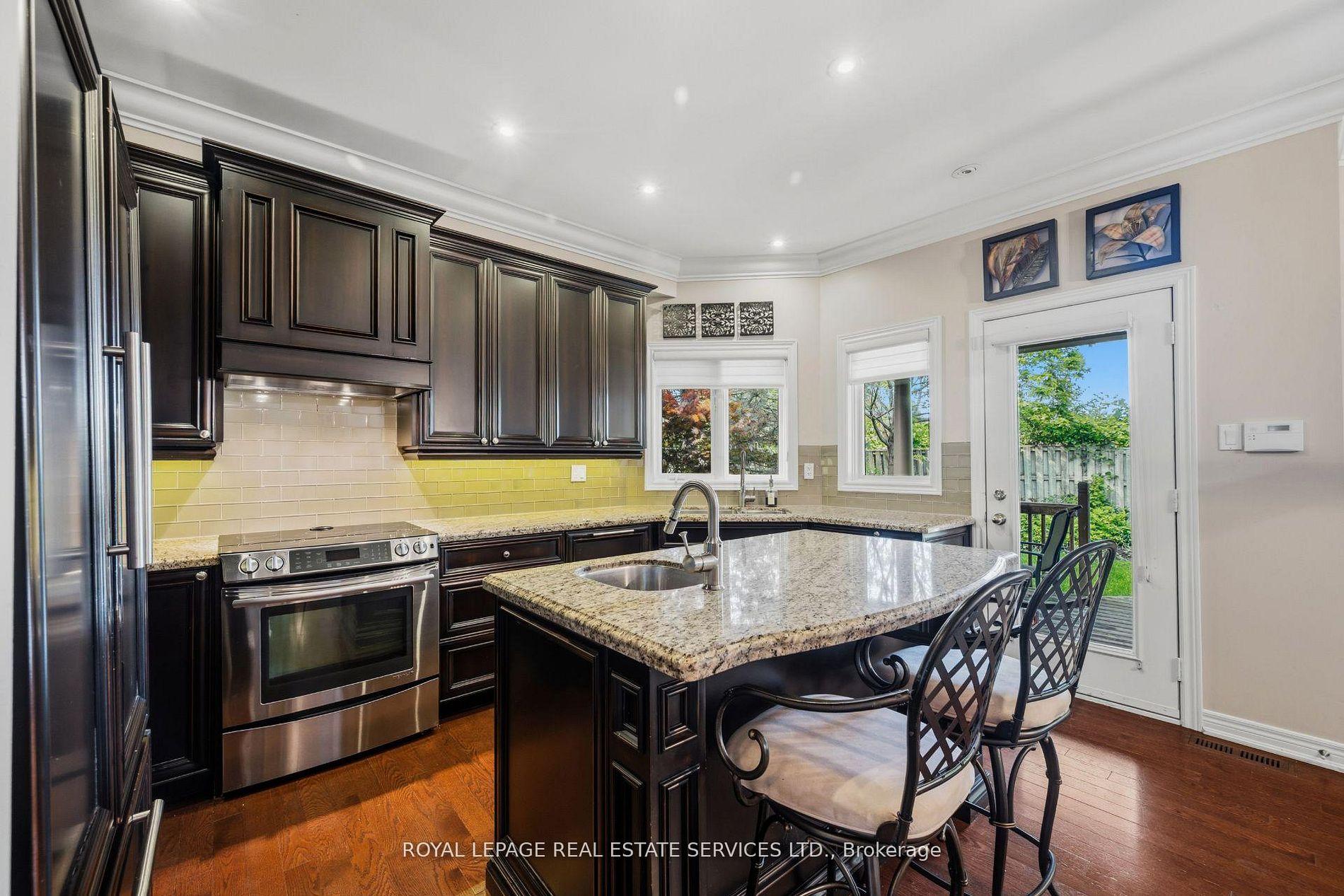 Photo 8 of Unit 10, 2130 Dickson Road, Mississauga, Cooksville — HOMEH