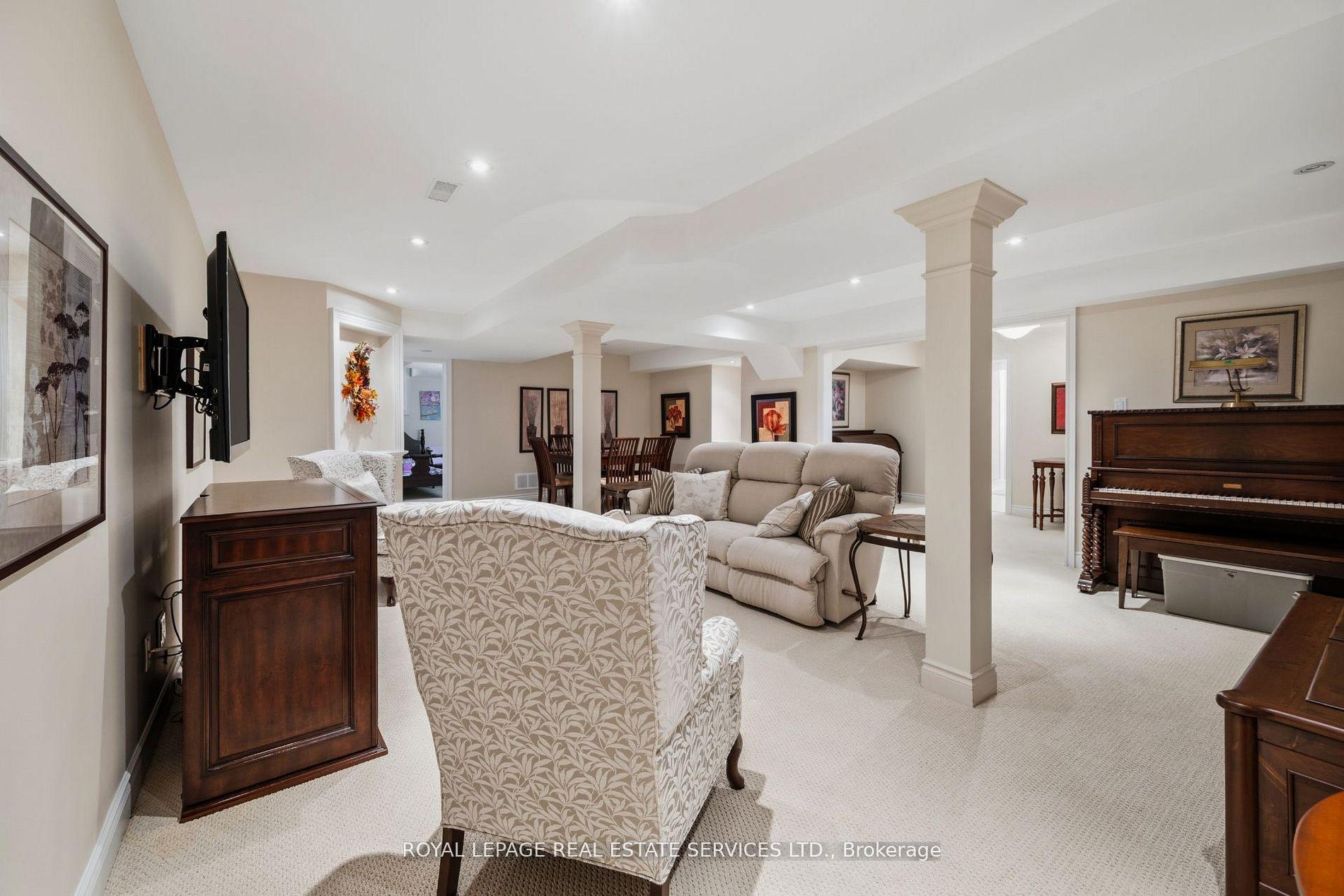 Photo 37 of Unit 10, 2130 Dickson Road, Mississauga, Cooksville — HOMEH