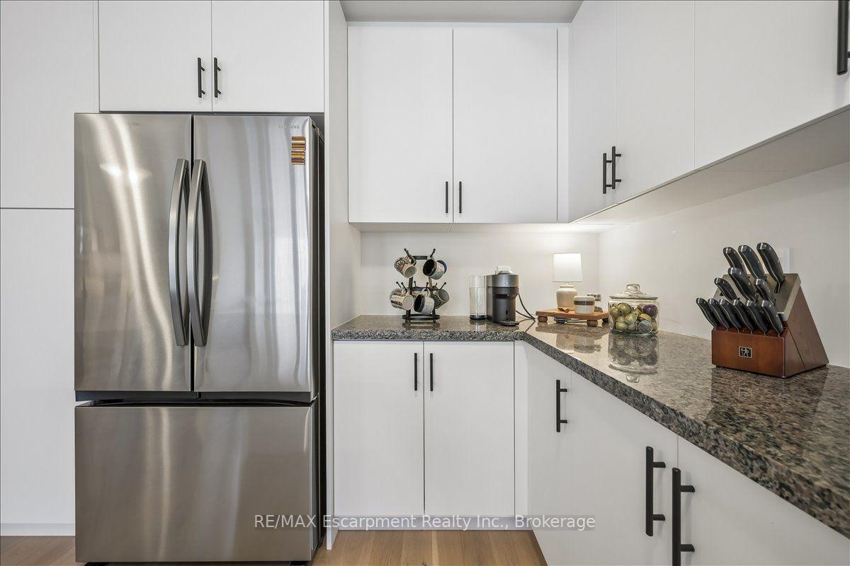Photo 17 of 2092 Ellerston Common, Burlington, Tyandaga — HOMEH