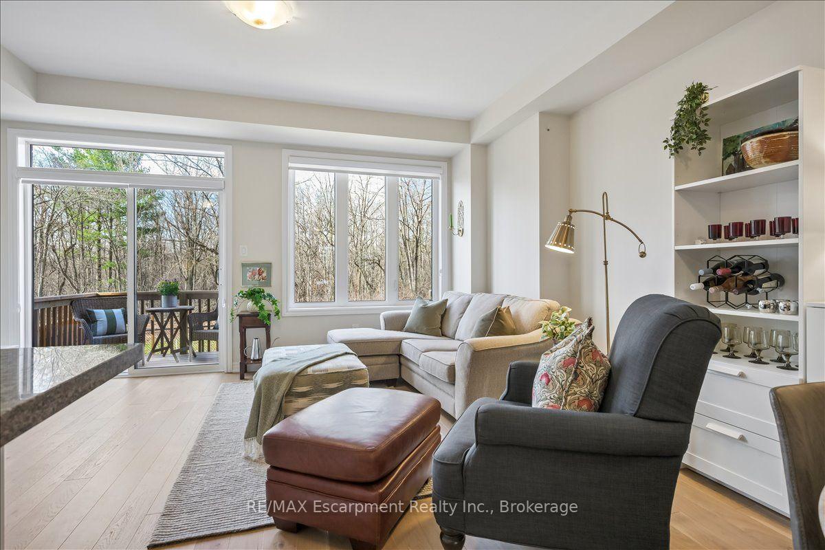 Photo 19 of 2092 Ellerston Common, Burlington, Tyandaga — HOMEH