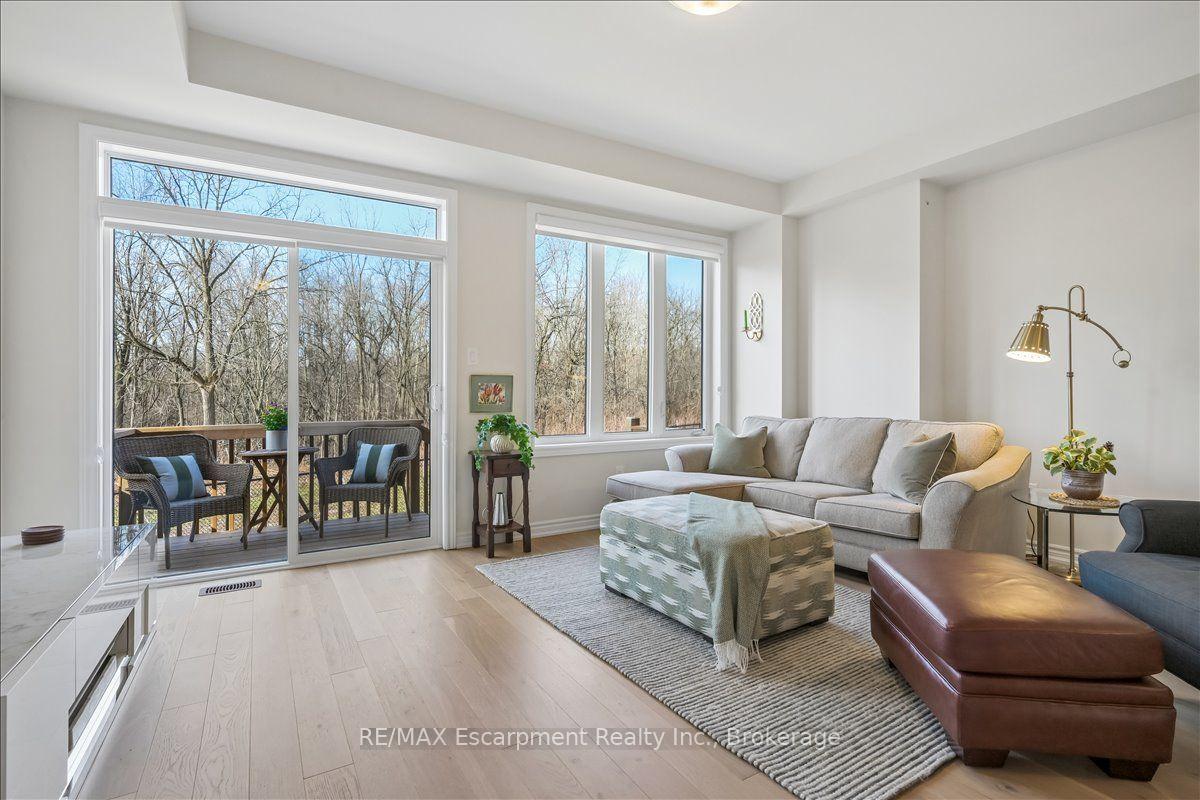 Photo 21 of 2092 Ellerston Common, Burlington, Tyandaga — HOMEH