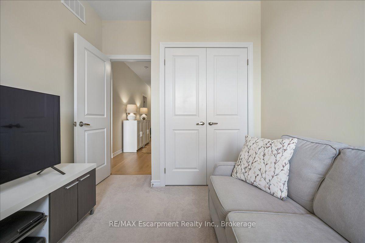 Photo 27 of 2092 Ellerston Common, Burlington, Tyandaga — HOMEH