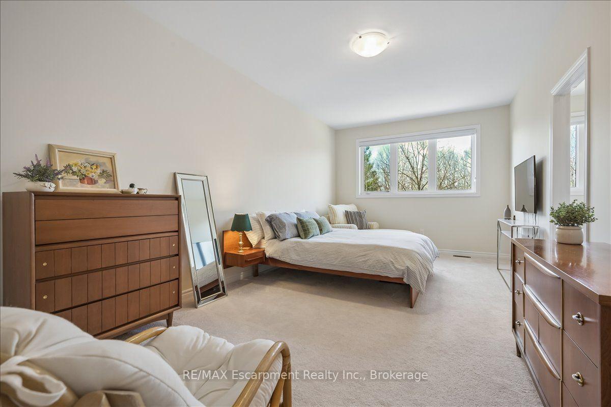 Photo 29 of 2092 Ellerston Common, Burlington, Tyandaga — HOMEH