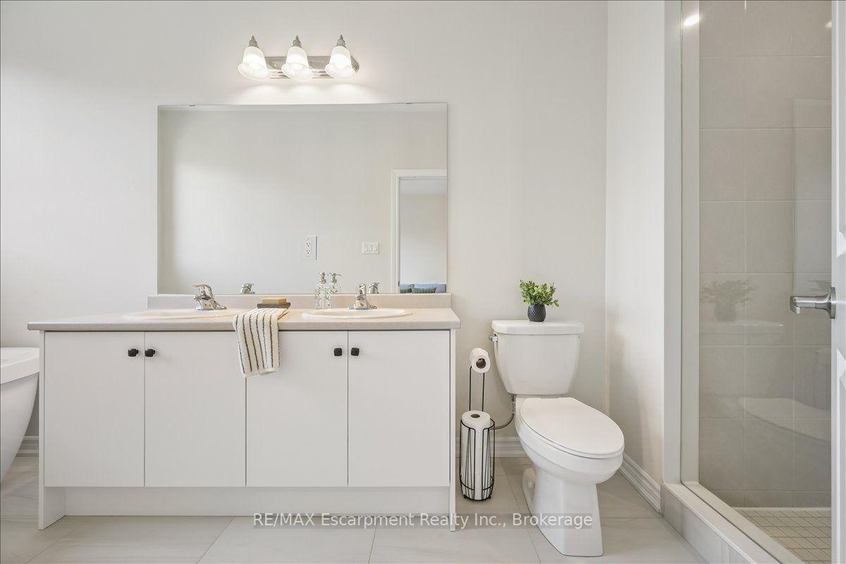 Photo 30 of 2092 Ellerston Common, Burlington, Tyandaga — HOMEH
