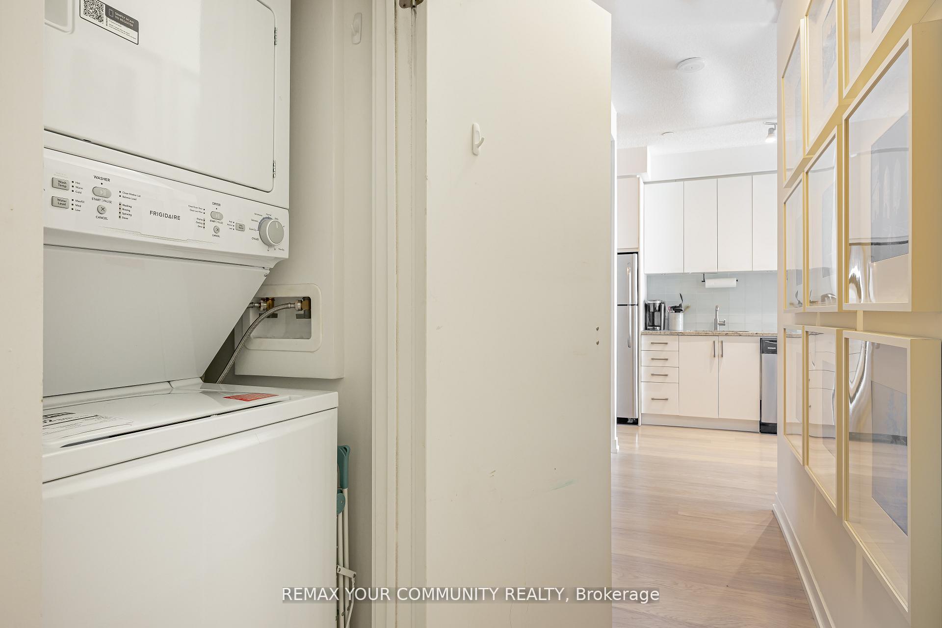 Photo 12 of Unit 724, 98 Lillian Street, Toronto, Mount Pleasant West — HOMEH