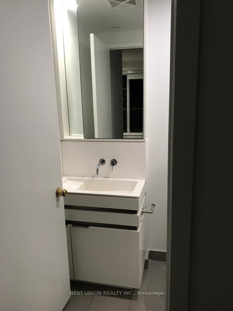 Photo 6 of Unit 5308, 197 Yonge Street, Toronto, Church-Yonge Corridor — HOMEH