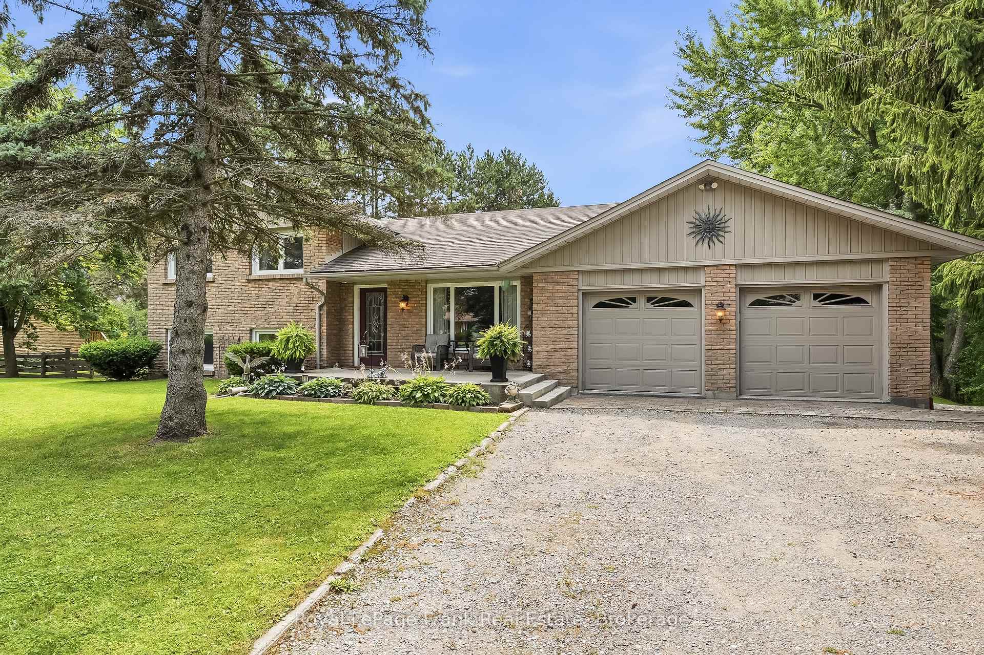 Photo 3 of 32 Jacobsen Boulevard, Scugog, Rural Scugog — HOMEH
