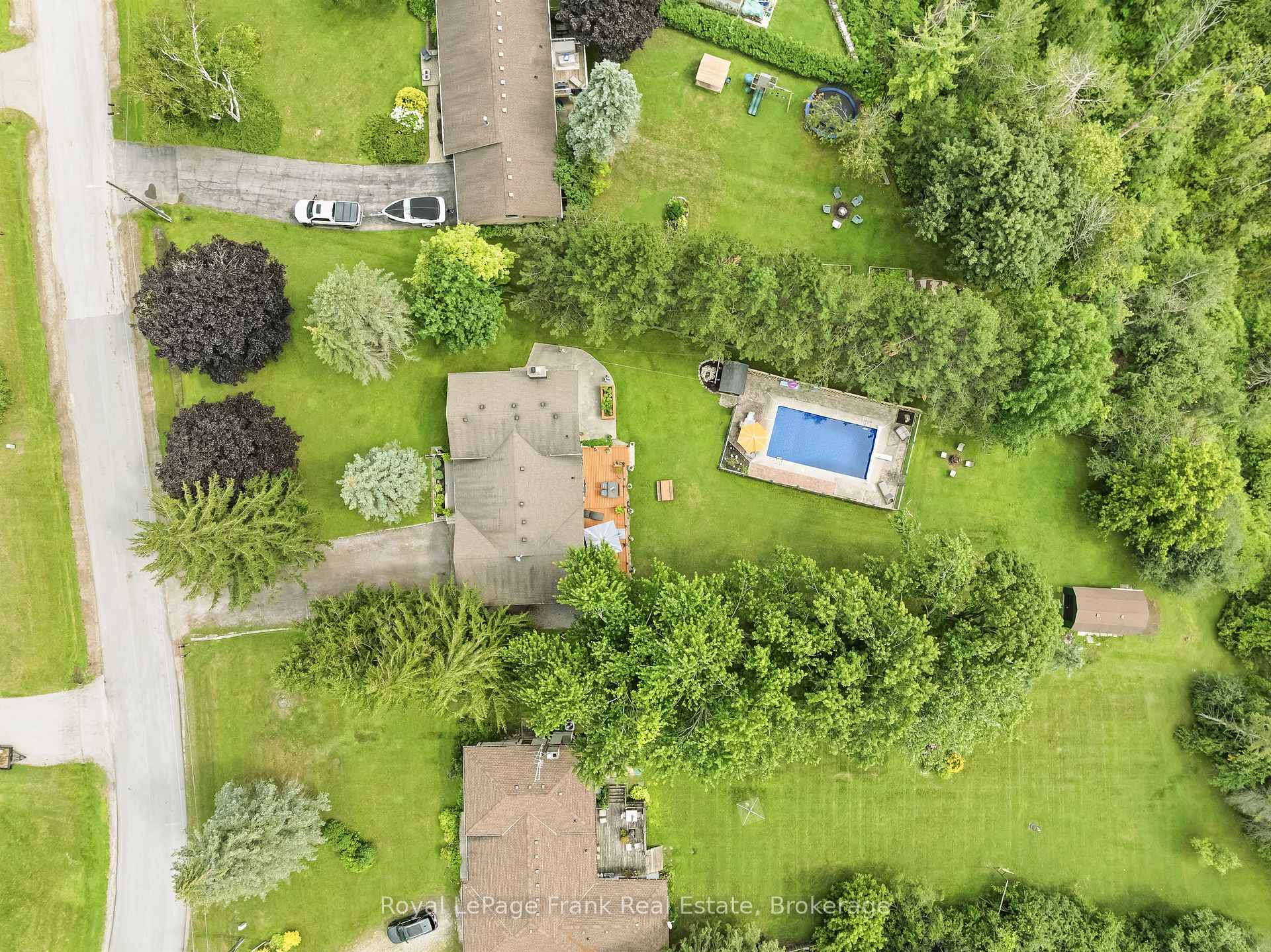 Photo 4 of 32 Jacobsen Boulevard, Scugog, Rural Scugog — HOMEH