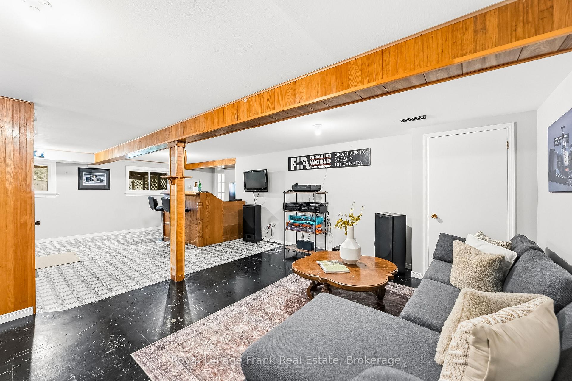 Photo 21 of 32 Jacobsen Boulevard, Scugog, Rural Scugog — HOMEH