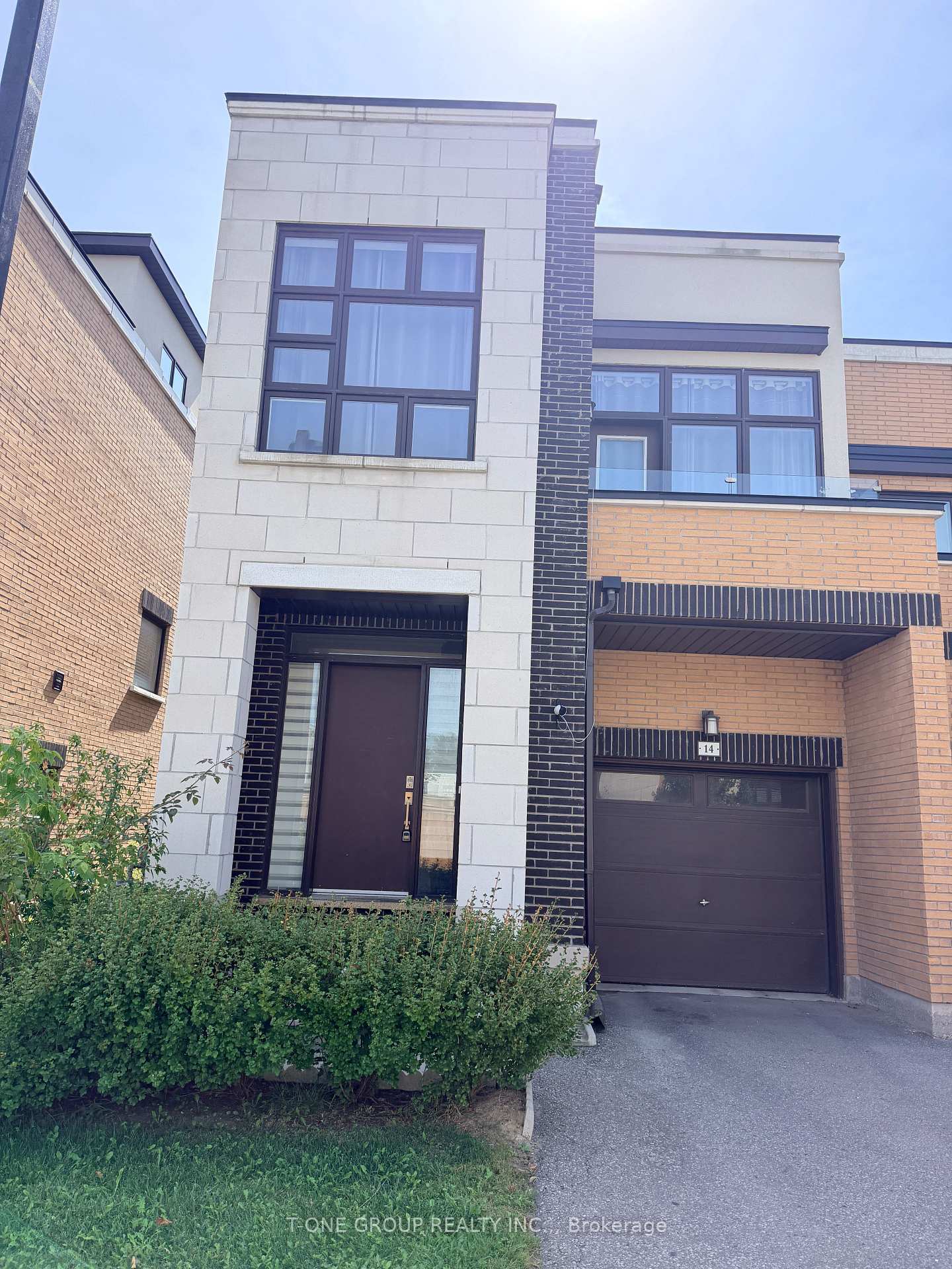 Front of 14 Causland Lane