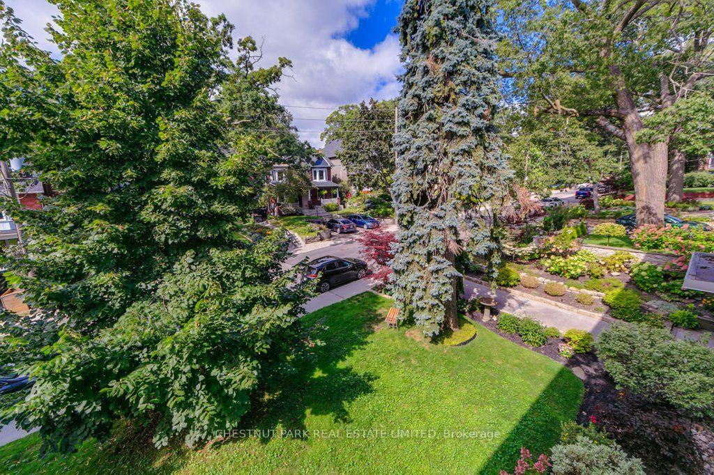 Photo 18 of Unit 201, 75 Scarborough Road, Toronto, The Beaches — HOMEH