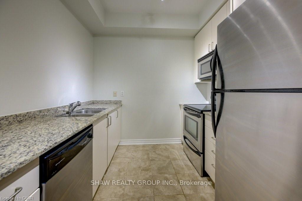 Photo 13 of Unit 309, 4196 Dundas Street, Etobicoke, Edenbridge-Humber Valley — HOMEH