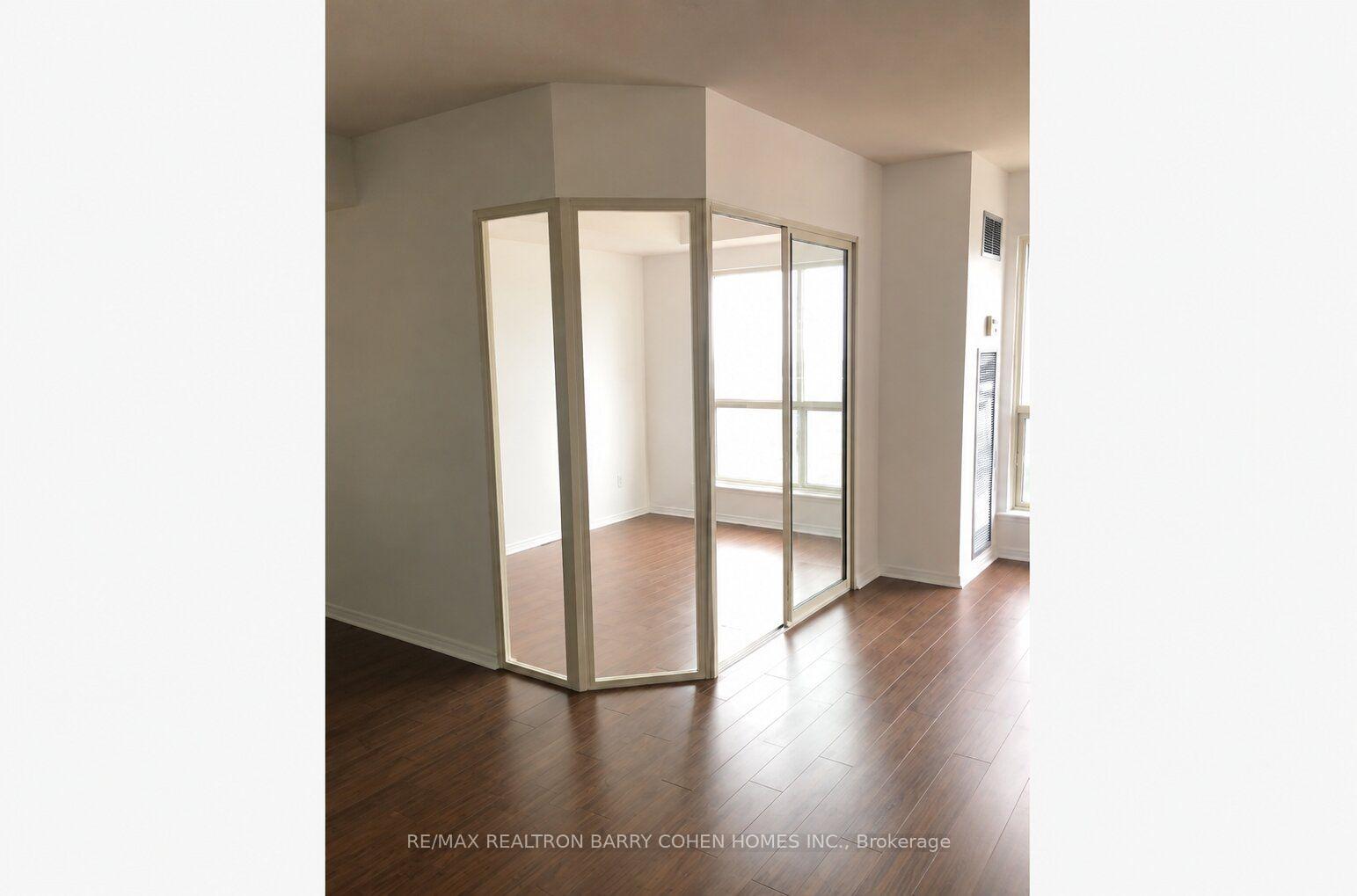 Photo 4 of Unit 2719, 25 The Esplanade, Toronto, Waterfront Communities — HOMEH