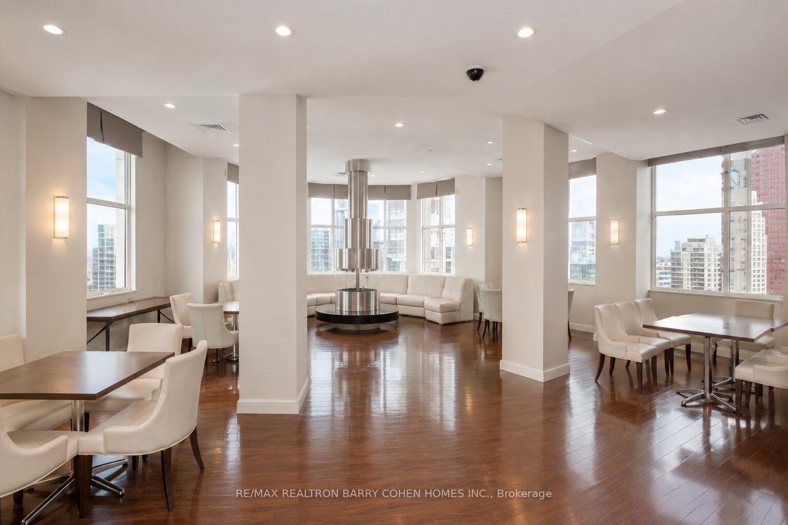 Photo 7 of Unit 2719, 25 The Esplanade, Toronto, Waterfront Communities — HOMEH