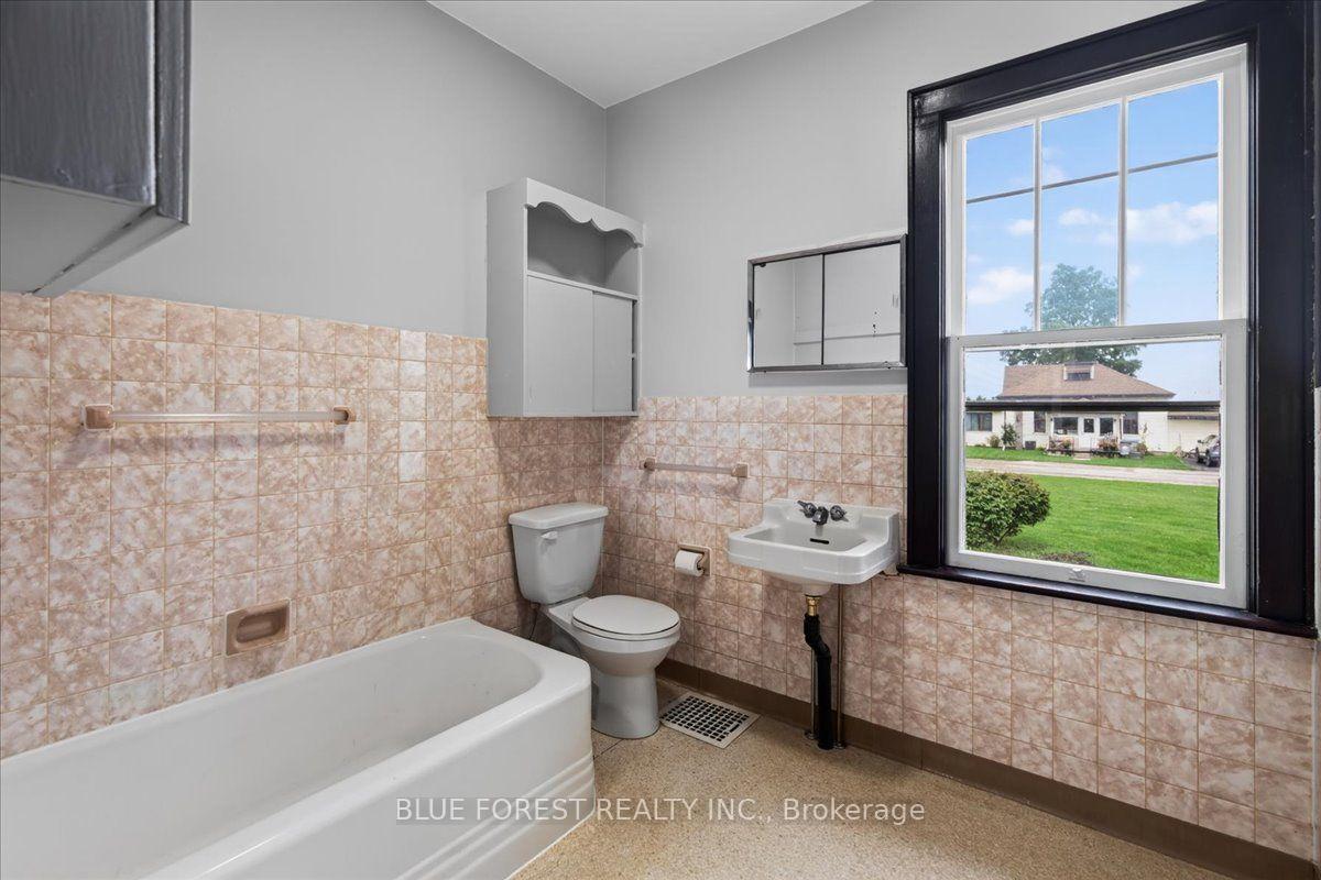 Photo 16 of 144 Clyde Street, Adelaide Metcalfe, Kerwood — HOMEH