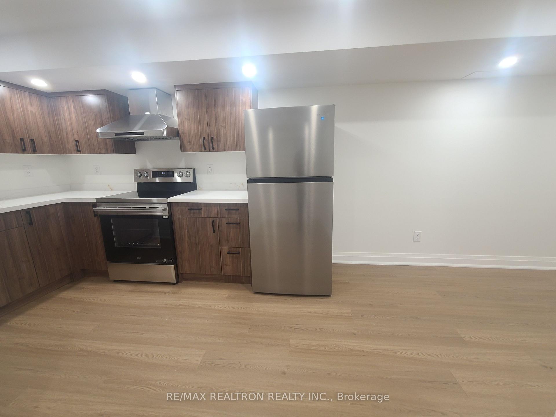Photo 7 of 17 Mcginty Avenue, Ajax, Central East — HOMEH
