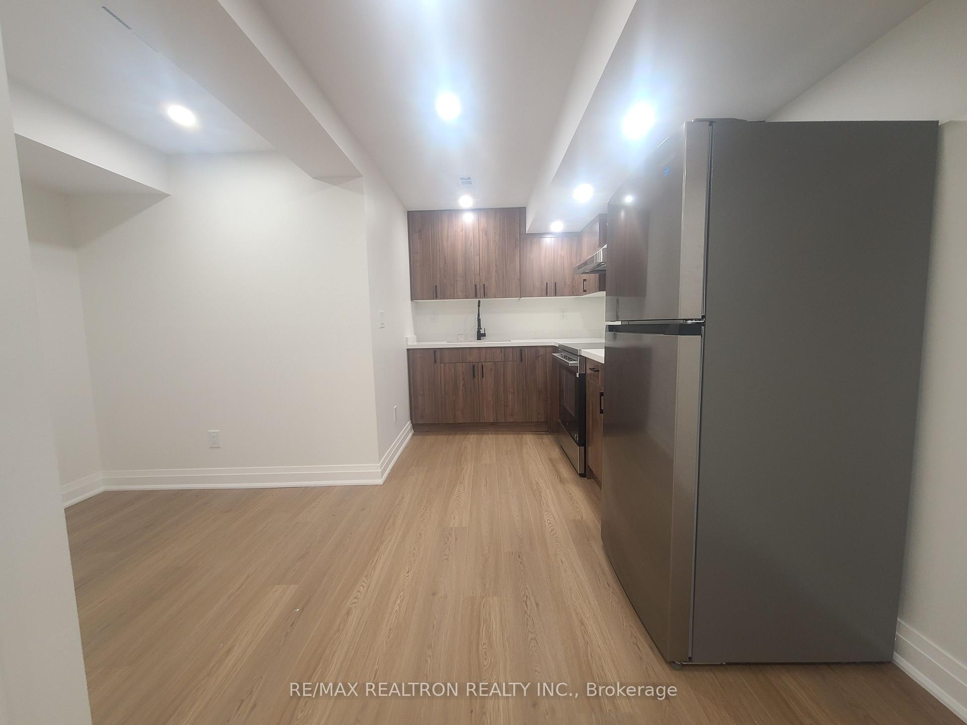 Photo 9 of 17 Mcginty Avenue, Ajax, Central East — HOMEH